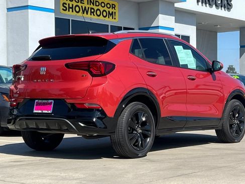 Used 2024 Buick Encore GX Sport Touring AWD/4WD image 4