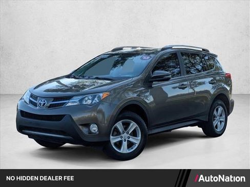 Used 2013 Toyota RAV4 XLE FWD image 1