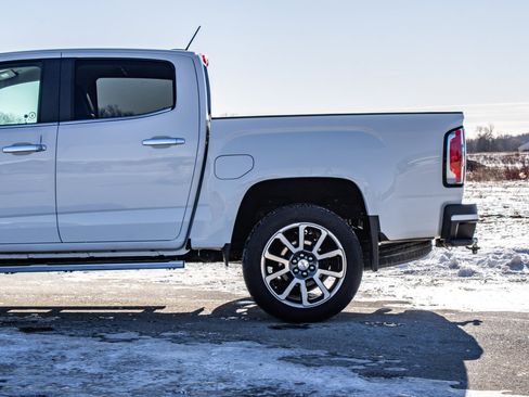 Used 2020 GMC Canyon Denali image 41