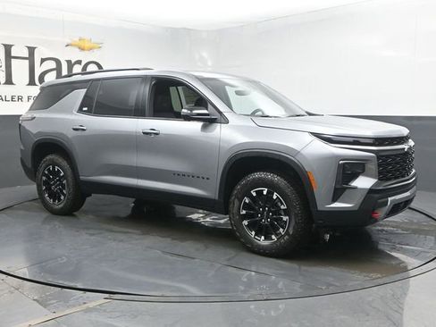 New 2026 Chevrolet Traverse Z71 w/ Driver Confidence Package AWD/4WD image 6