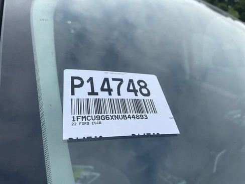 Used 2022 Ford Escape SE w/ Convenience Package AWD/4WD image 10
