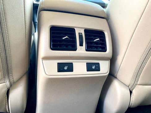 Used 2016 Subaru Outback 2.5i Limited image 14