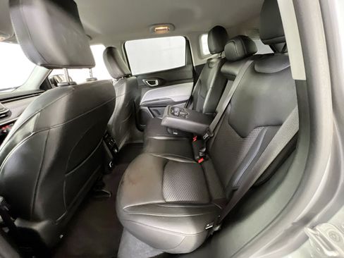 Used 2022 Jeep Compass Latitude AWD/4WD image 22