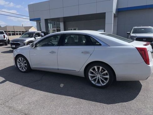 Used 2016 Cadillac XTS Luxury w/ Driver Awareness Package image 19