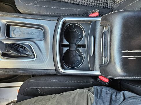 Used 2018 Dodge Charger GT AWD/4WD image 16