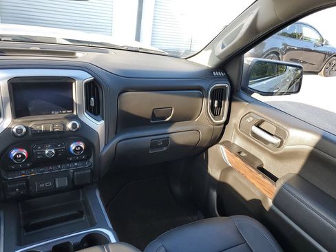 Used 2021 GMC Sierra 1500 SLT w/ SLT Premium Package RWD image 15