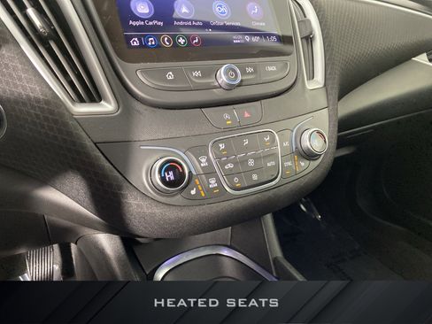 Used 2025 Chevrolet Malibu LT image 5