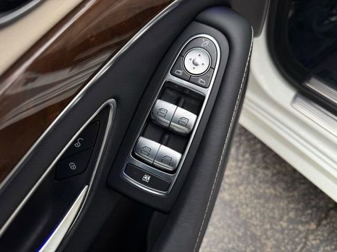 Used 2015 Mercedes-Benz S 550 Sedan image 31