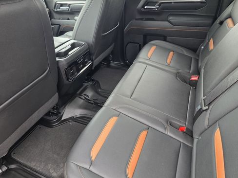 Used 2025 GMC Sierra 2500 AT4 AWD/4WD image 22