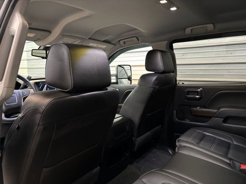 Used 2018 GMC Sierra 3500 Denali w/ Duramax Plus Package image 22