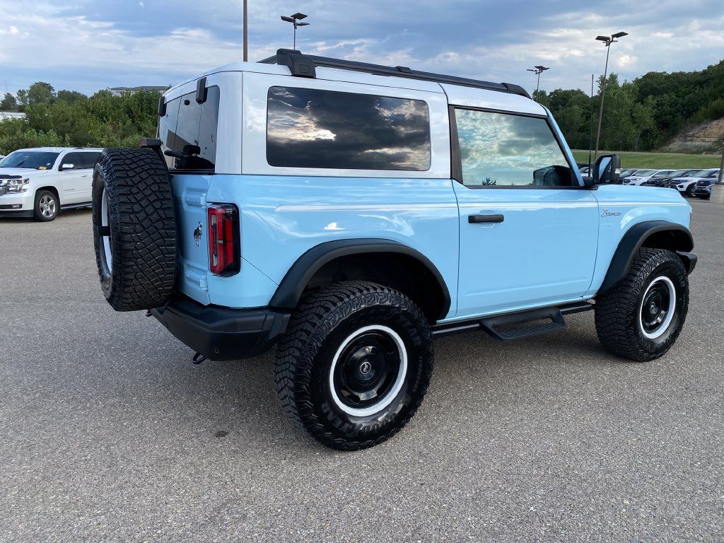 Used 2024 Ford Bronco Heritage Edition AWD/4WD image 6