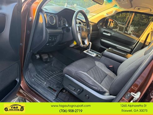 Used 2017 Toyota Tundra SR5 w/ SR5 Upgrade Package RWD image 7