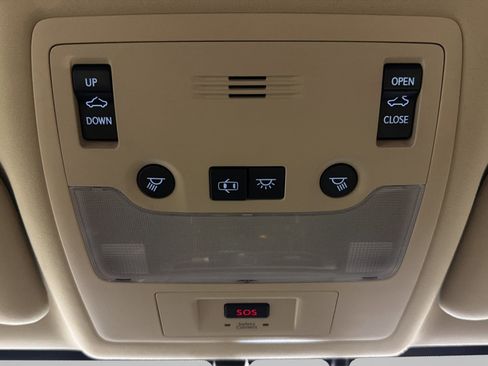 Used 2014 Lexus IS 350 w/ Luxury Package w/Brown Wood RWD image 22