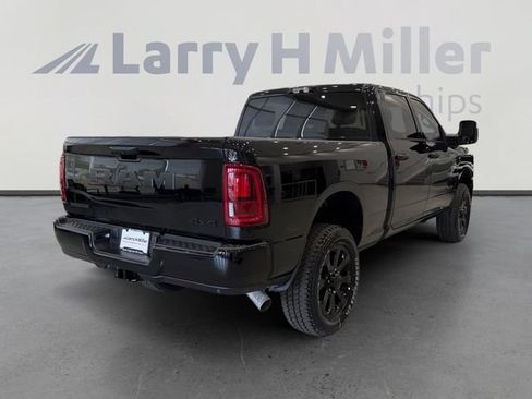 New 2026 RAM 2500 Big Horn AWD/4WD image 5