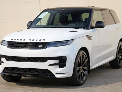 Used 2025 Land Rover Range Rover Sport Dynamic SE AWD/4WD image 48