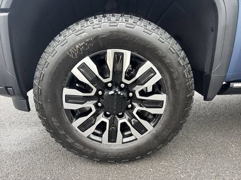 New 2026 GMC Sierra 2500 Denali Ultimate AWD/4WD image 19