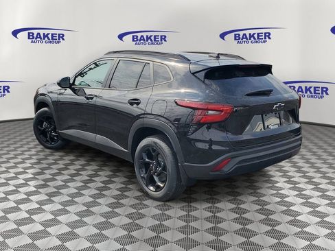 New 2026 Chevrolet Trax LT image 3