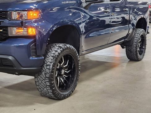 Used 2022 Chevrolet Silverado 1500 Custom w/ Safety Confidence Package image 17