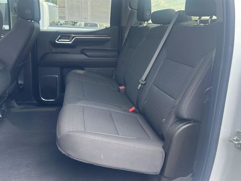 Used 2025 Chevrolet Silverado 1500 LT AWD/4WD image 10