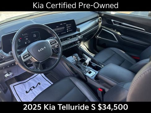 Used 2025 Kia Telluride S image 11