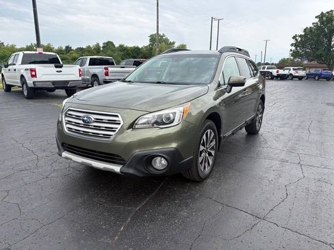 Used 2017 Subaru Outback 2.5i Limited AWD/4WD image 2