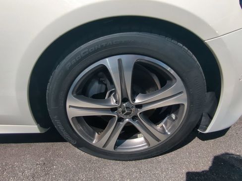 Used 2019 Mercedes-Benz E 300 image 23