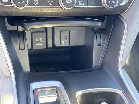 Used 2020 Honda Accord Touring image 41