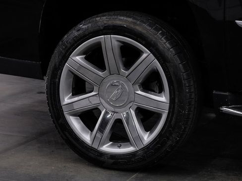 Used 2020 Cadillac Escalade ESV Luxury RWD image 63