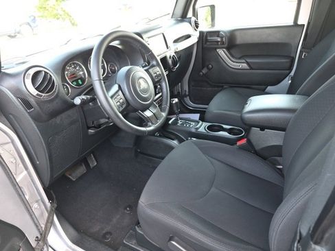 Used 2018 Jeep Wrangler Willys Wheeler image 10