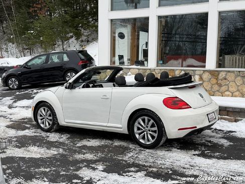 Used 2013 Volkswagen Beetle TDI image 3