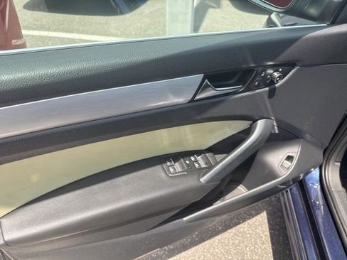 Used 2013 Volkswagen Passat 2.5 SE FWD image 17