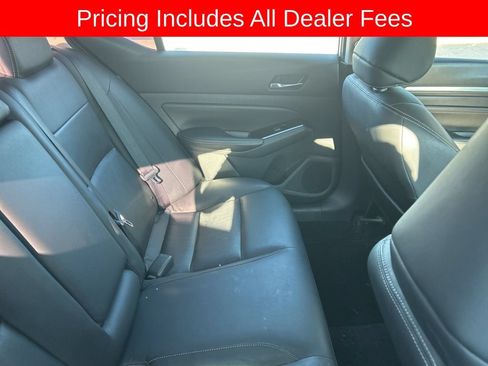Used 2020 Nissan Altima 2.0 Platinum FWD image 6