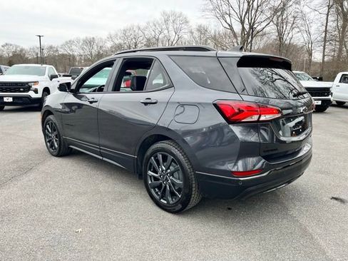 Used 2022 Chevrolet Equinox RS w/ Infotainment Package image 10