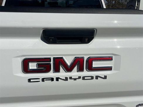 Used 2024 GMC Canyon AT4X image 14