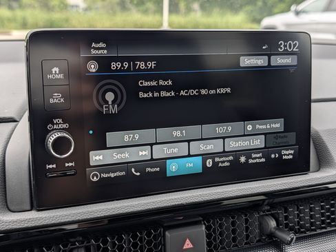 Used 2023 Honda CR-V Sport Touring image 29