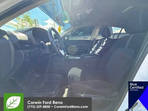 Used 2021 Nissan Sentra SV FWD image 11