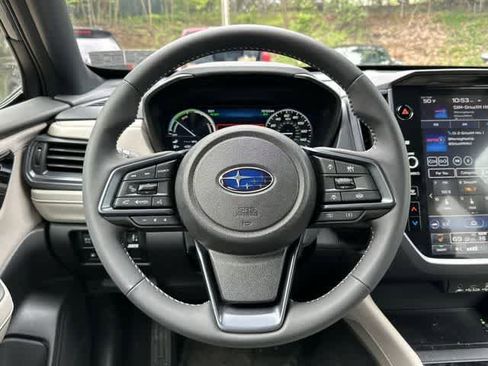 Certified 2025 Subaru Forester Limited AWD/4WD image 9