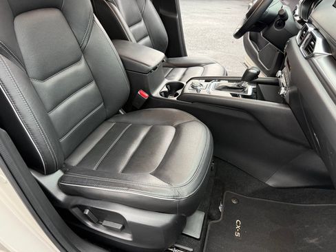 Used 2025 MAZDA CX-5 AWD 2.5 S w/ Preferred Package image 12