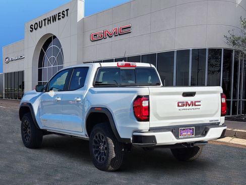 New 2026 GMC Canyon Elevation w/ Convenience Package image 4