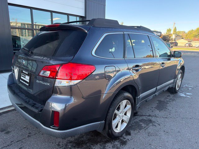 Used 2013 Subaru Outback 2.5i Premium w/ Popular Pkg 1B AWD/4WD image 7