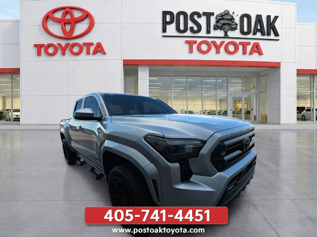 Used 2024 Toyota Tacoma SR5 AWD/4WD image 9
