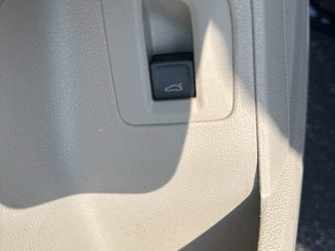 Used 2023 Volkswagen Atlas SE AWD/4WD image 37