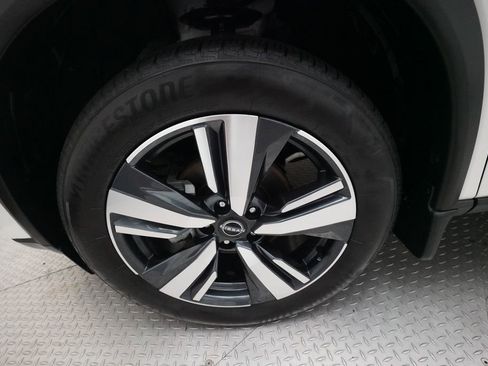 Certified 2023 Nissan Rogue SL w/ SL Premium Package AWD/4WD image 27
