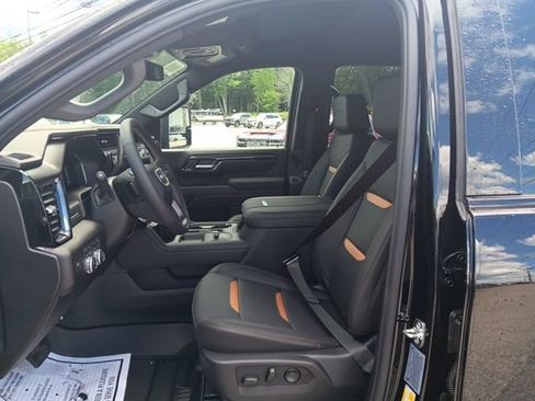 New 2026 GMC Sierra 2500 AT4 AWD/4WD image 6