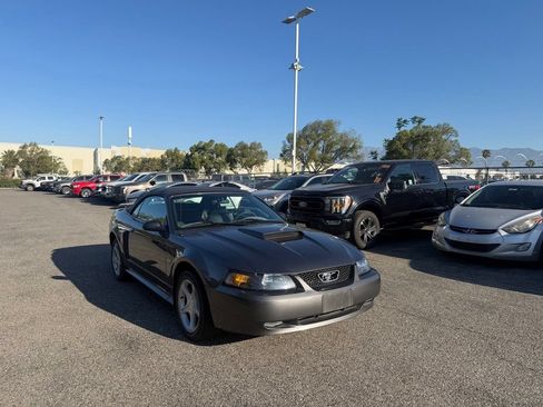 Used 2003 Ford Mustang GT RWD image 2