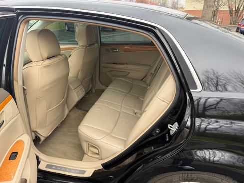 Used 2006 Toyota Avalon XLS image 11