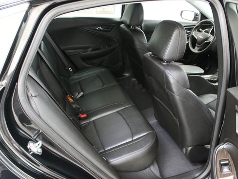 Used 2023 Chevrolet Malibu LT w/ LPO, Floor Liner Package FWD image 31