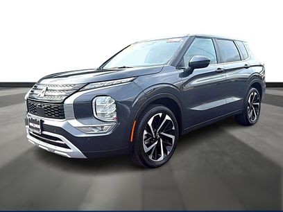 Used 2024 Mitsubishi Outlander SE