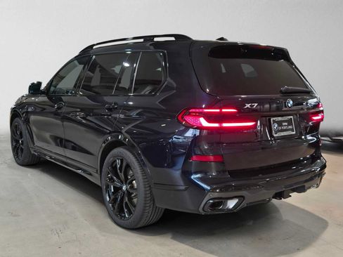 Used 2026 BMW X7 xDrive40i w/ M Sport Package AWD/4WD image 5