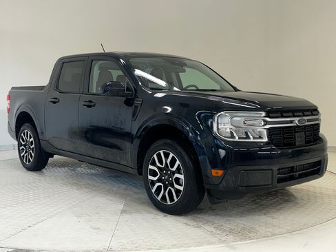 Used 2022 Ford Maverick Lariat w/ Lariat Luxury Package image 6